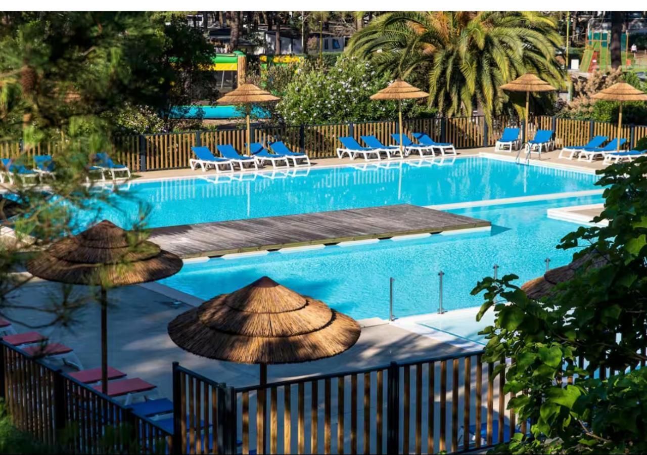 Hoya Surf Camp - Activites + Logements 比斯卡罗斯 外观 照片